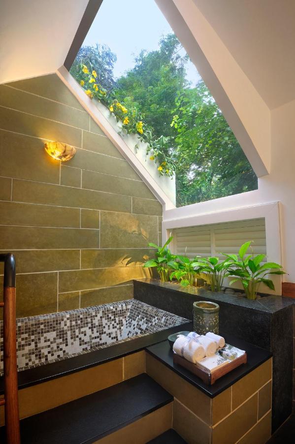 อมันวนา สปา รีสอร์ต - โคออร์ก Hotel กูชาลนาการ์ ภายนอก รูปภาพ